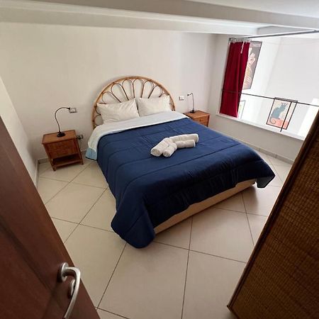The Artist'S Home Naples Luaran gambar